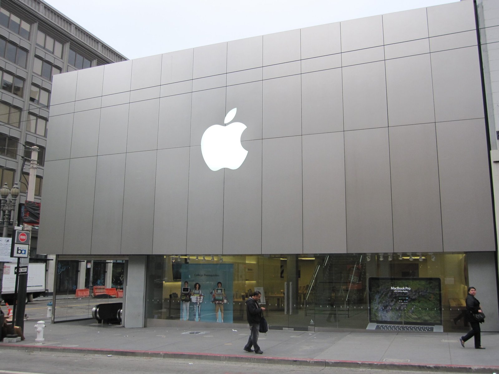 Apple planea más de 20 lanzamientos de productos en 2026
