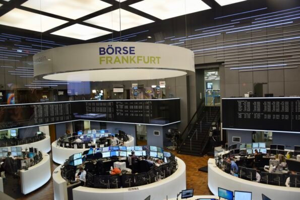 Bolsa de Frankfurt, mientras las bolsas europeas encadenan cuatro semanas de maximos
